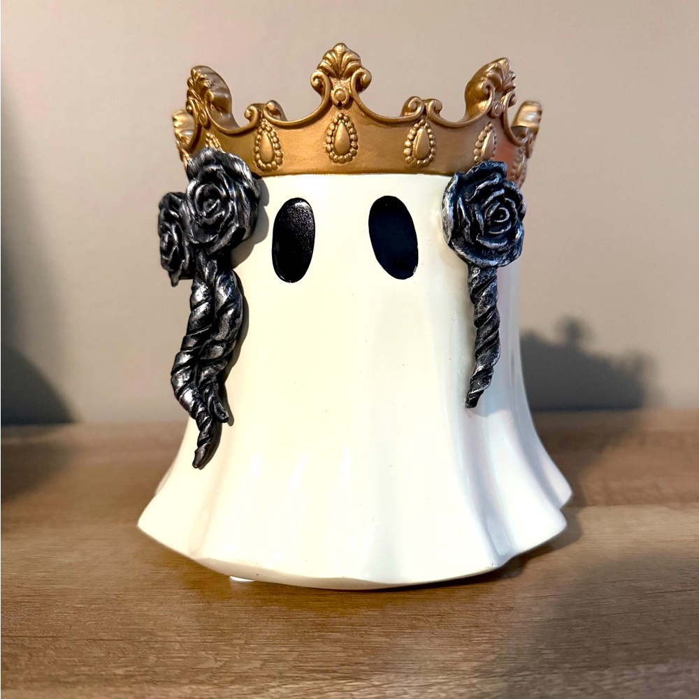 Yankee Candle Royal Ghost Candle Holder